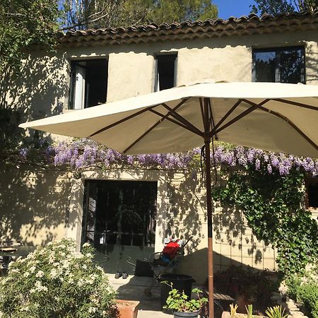 Campagne Baudeloup Bed & Breakfast LʼIsle-sur-la-Sorgue Екстериор снимка