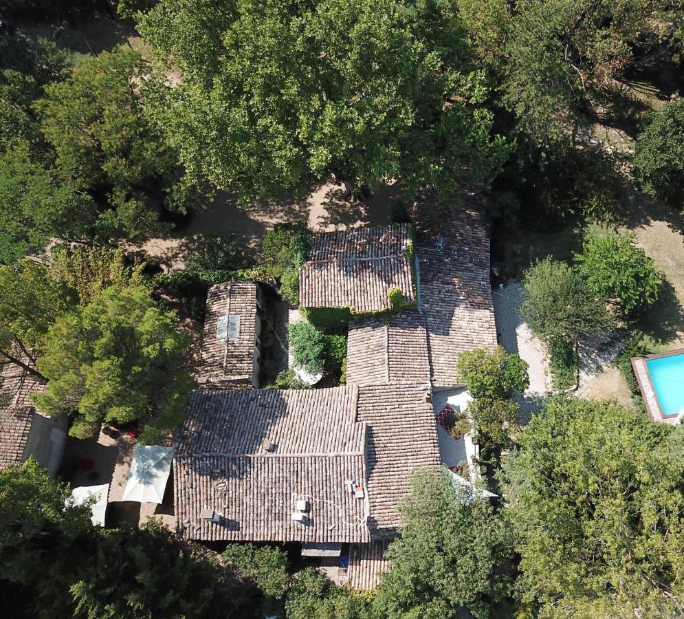 Campagne Baudeloup Bed & Breakfast LʼIsle-sur-la-Sorgue Екстериор снимка