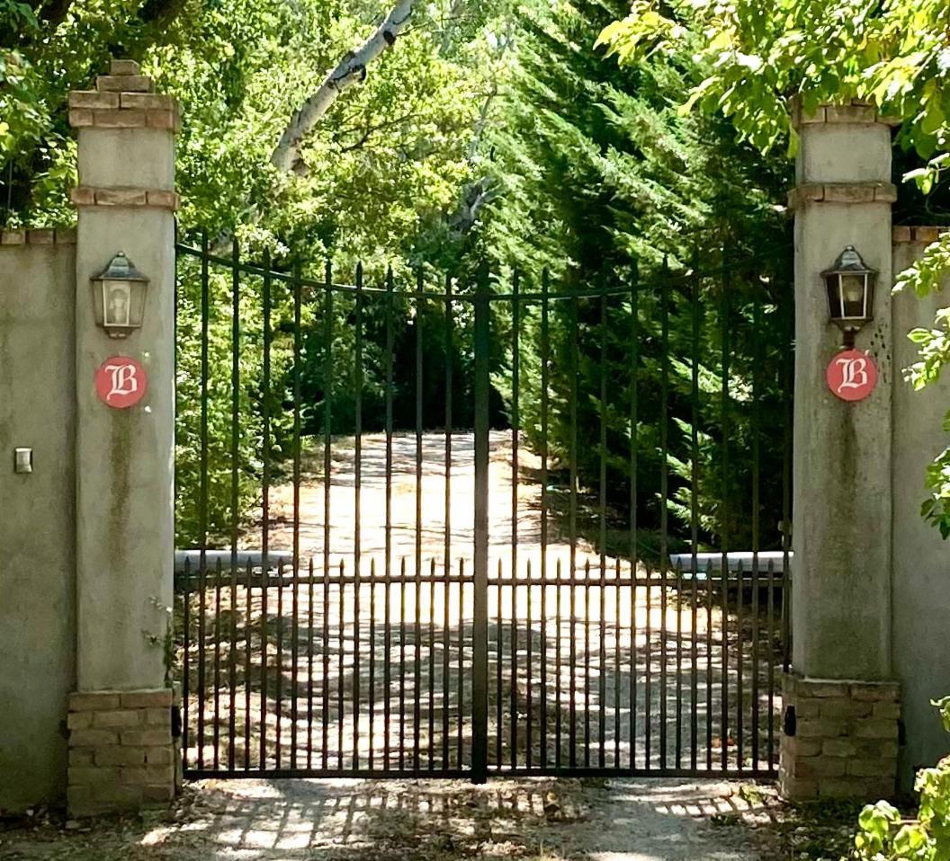 Campagne Baudeloup Bed & Breakfast LʼIsle-sur-la-Sorgue Екстериор снимка
